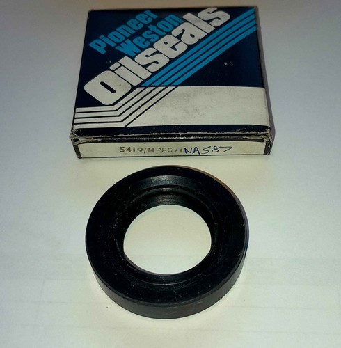 Gearbox rear oil seal talbot - rear,