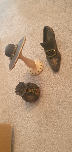 The shoe fits leonardo - if,