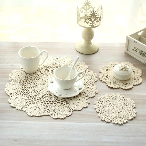 Round hand crocheted - round, doily