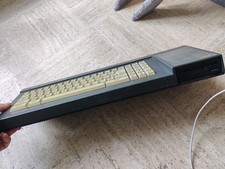 Amstrad CPC6128, 128K Console Keyboard