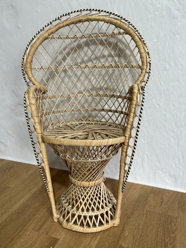 Vintage wicker small peacock - wicker,
