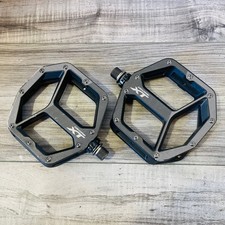 Shimano Deore XT PD-M8040 ML Flat Pedals 9/16 Alloy Medium/Large