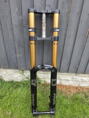Fox grip2 suspension fork - fox,