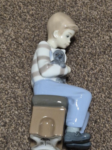 Lladro nao friend need - lladro, a