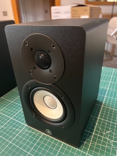 Yamaha hs3 studio - yamaha, monitors