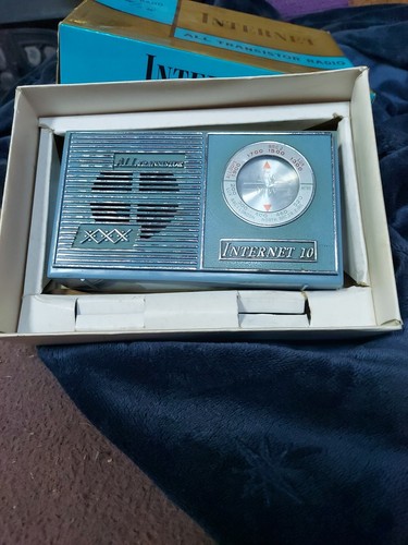 Internet vintage portable - internet,