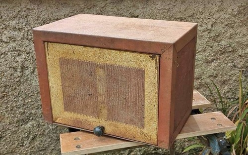Vintage rustic farmhouse - rustic,