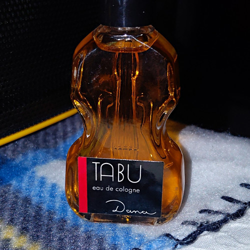 Dana tabu eau - tabu,