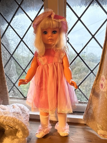 Vintage 1980s talking doll - talking,