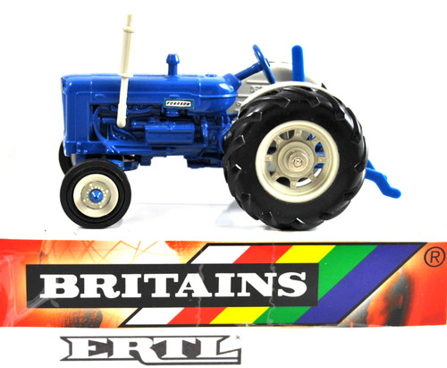 Mint britains ertl - 1:32,