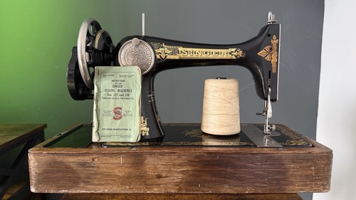 Vintage singer 127 128 hand - singer,