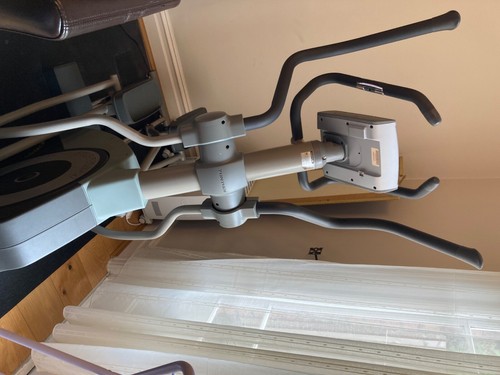 Cross trainer elliptical - cross,