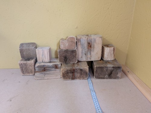 129 big bundle driftwood - ,