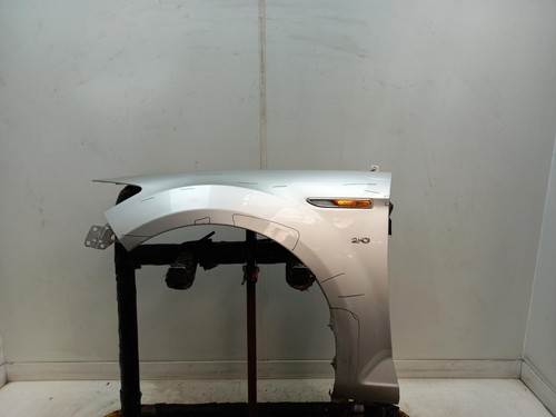 Ford mondeo left front - front, wing