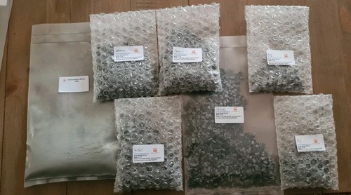 Scale grey 1000 bricks - 1:35,