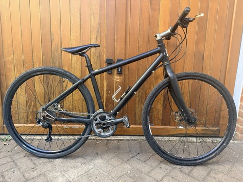 Giant seek 45cm hybrid bike - giant,