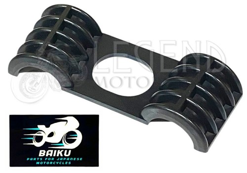 Suzuki fuel tank rear rubber - suzuki,