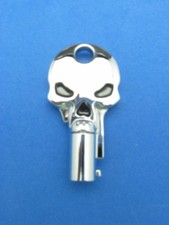 SKULL ROUND BARREL KEY BLANK FOR HARLEY DAVIDSON BRIGHT CHROME W BLACK #1004A---