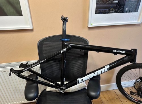 Identiti hyde rare frame - hyde,
