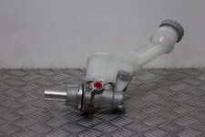Suzuki Swift Brake Master Cylinder (2011)