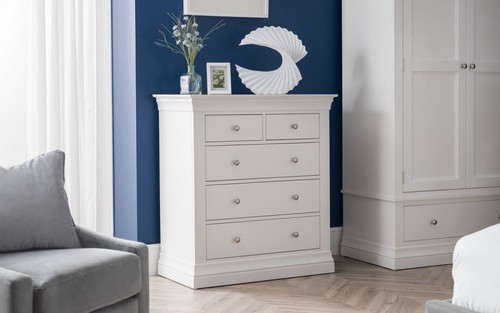 Solid pine white lacquered - solid,