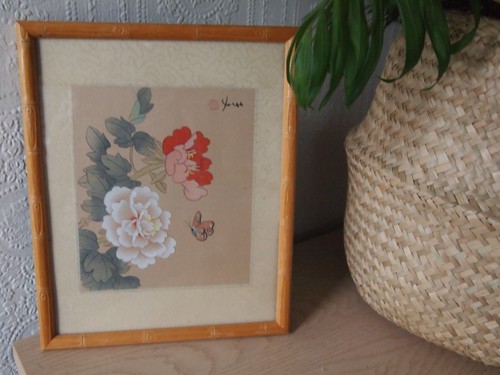 Chinese silk painting hand