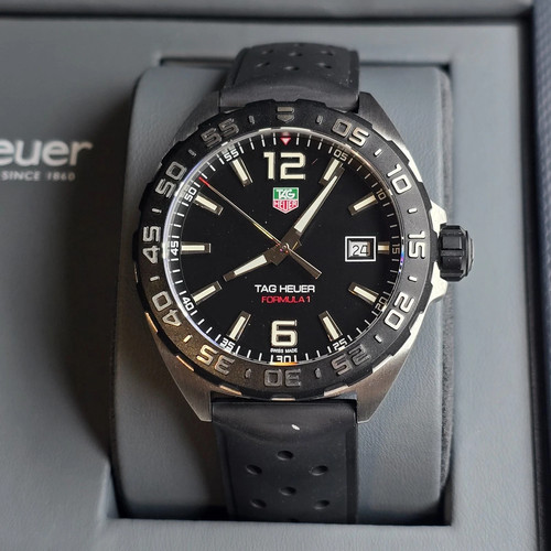 Tag heuer formula black dial - formula,