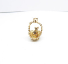 9ct Gold Charm Cat in a Basket