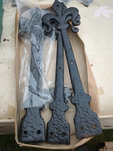 Victorian style dummy hinges - style,