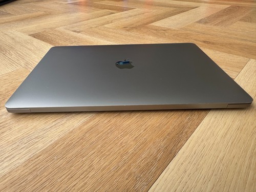Apple macbook pro - apple, 2022