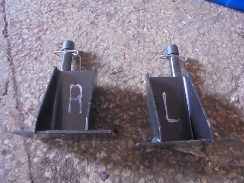 Bmw wind deflector brackets - bmw, z3