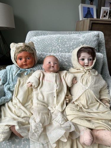 Collection old dolls - old,