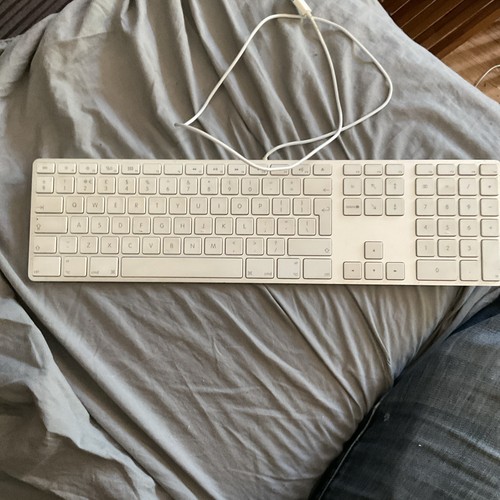 Apple a1243 wired usb keyboard - a1243,