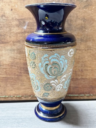 Antique royal doulton - royal,