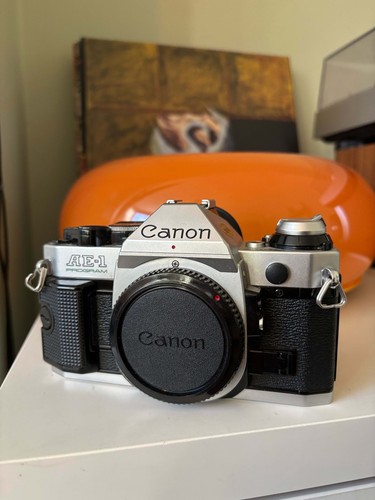 Canon program slr camera - ae-1,