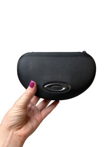Oakley black hard shell - hard,