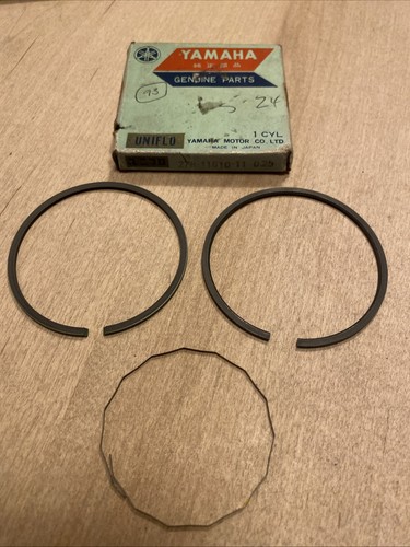 Genuine yamaha piston - genuine, r5