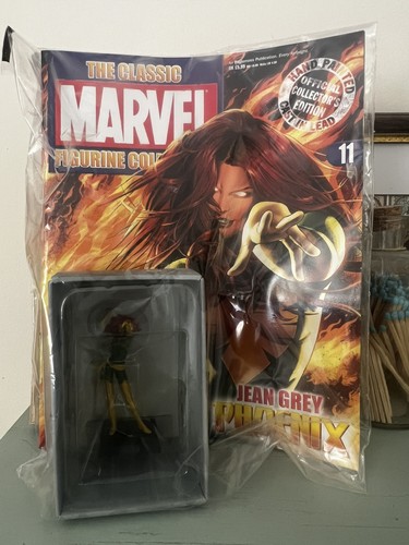 Classic marvel figurine - marvel,