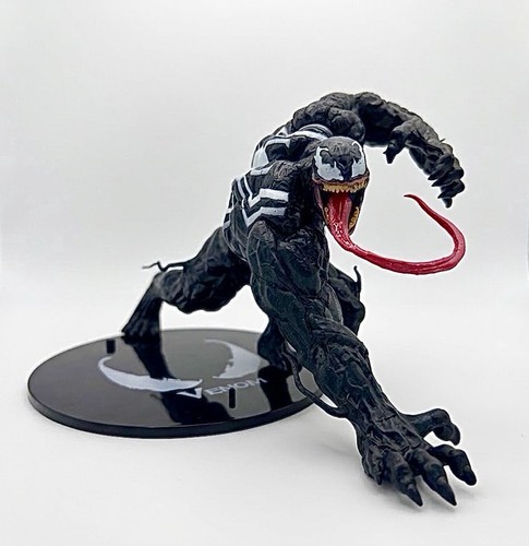 Marvel comics venom crawling - comics,