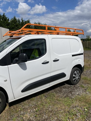 Roof rack - roof,