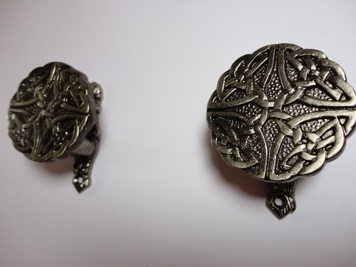 Celtic circle sword wall - sword, mount