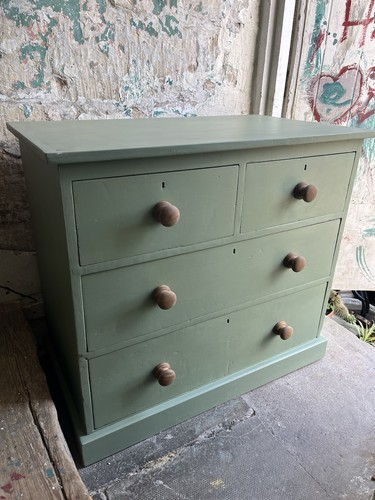 Small victorian pine chest - pine, of
