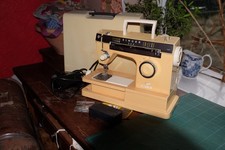 Singer 7105 Electric Sewing