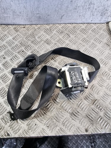 Mercedes vito seat belt front - mercedes,