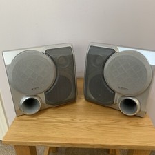 Grundig bookshelf speaker 8