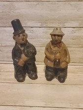 2 Tremar  Figurines Chimney