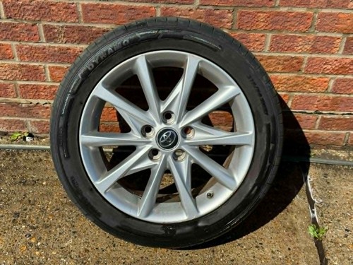 Toyota prius plus - plus, alloy
