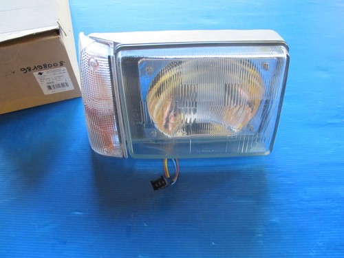 Right headlight with crystal - right,