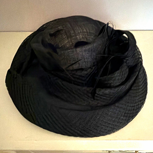 Victoria ann black - ann, straw