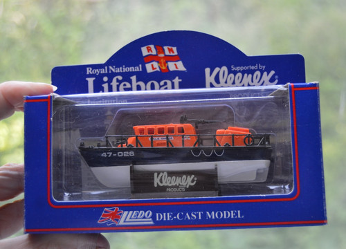 Rare lledo rnli - rnli, kleenex